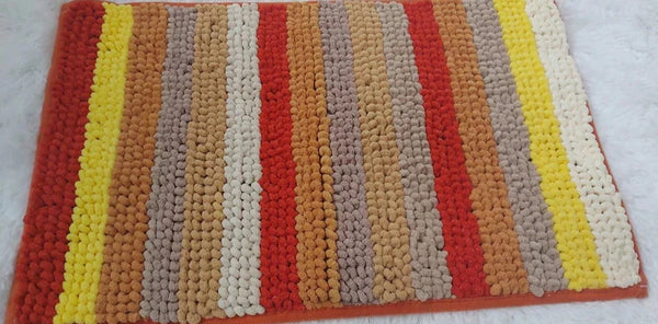 Tapete Macarrão Colorido.. Tamanho 40cm x 60cm