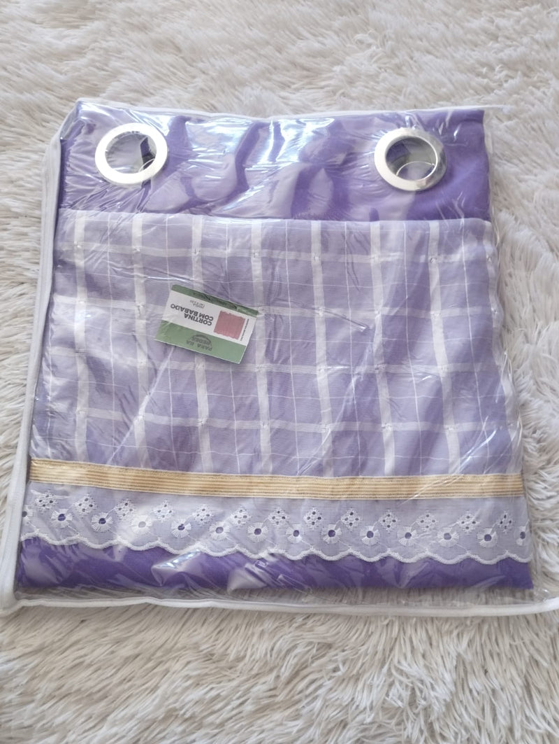 Cortina de Janela Oxford com Babado