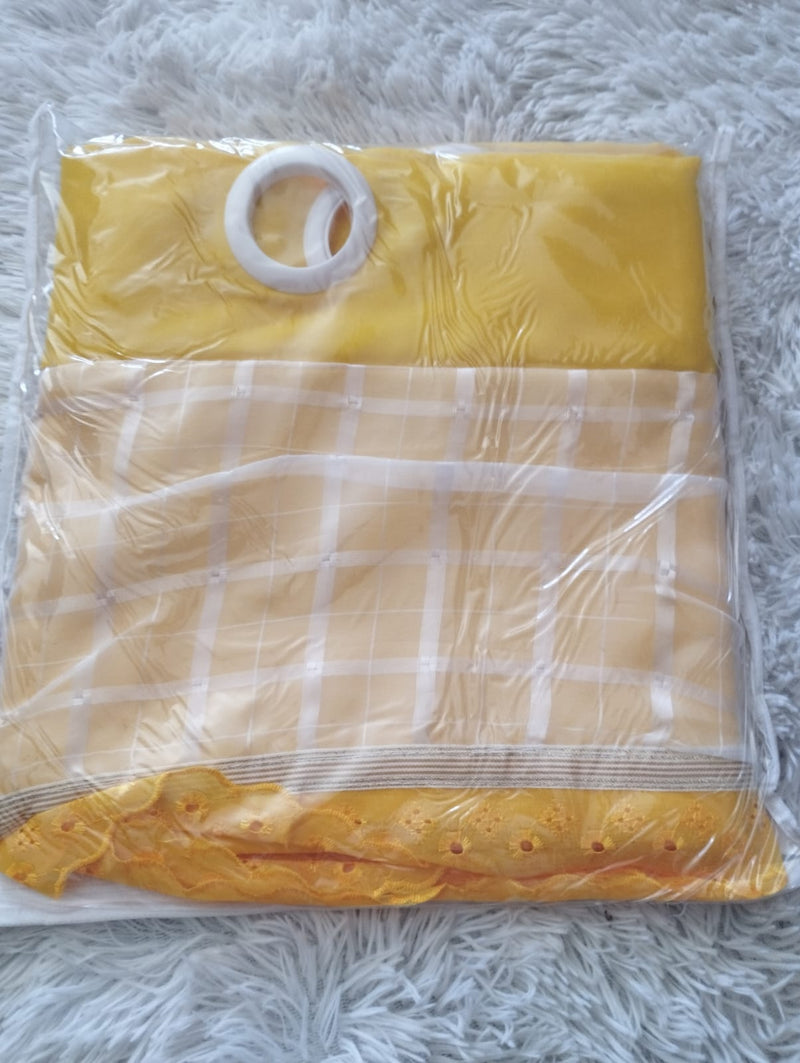 Cortina de Janela Oxford com Babado