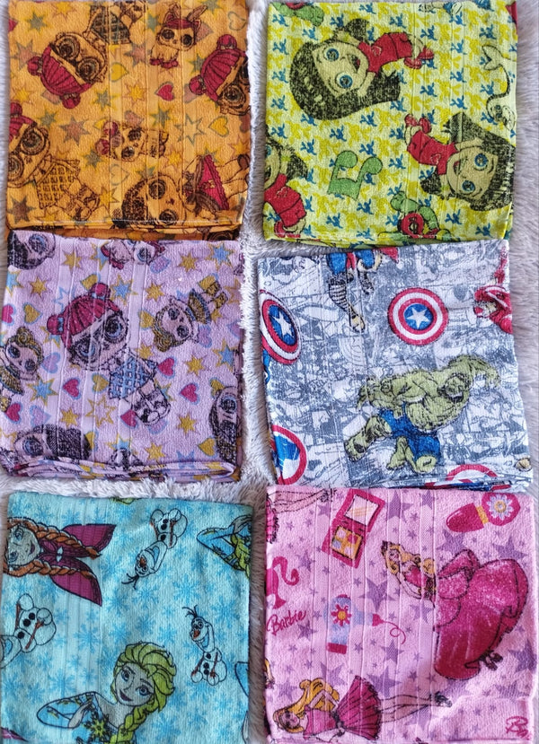 Toalha Infantil.. Tam 70cm x 1.40m