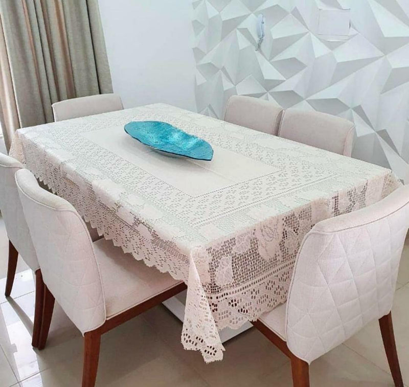Toalha de Mesa de Renda 6 cadeiras
